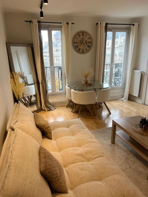 Appartement Paris Vue Tour Eiffel Trocadero Exterior foto